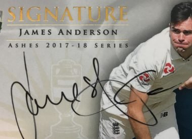 Win! Signed England player cards