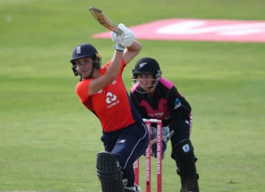 Batting at the death & creating the 'Natmeg' – coaching tips with Nat Sciver